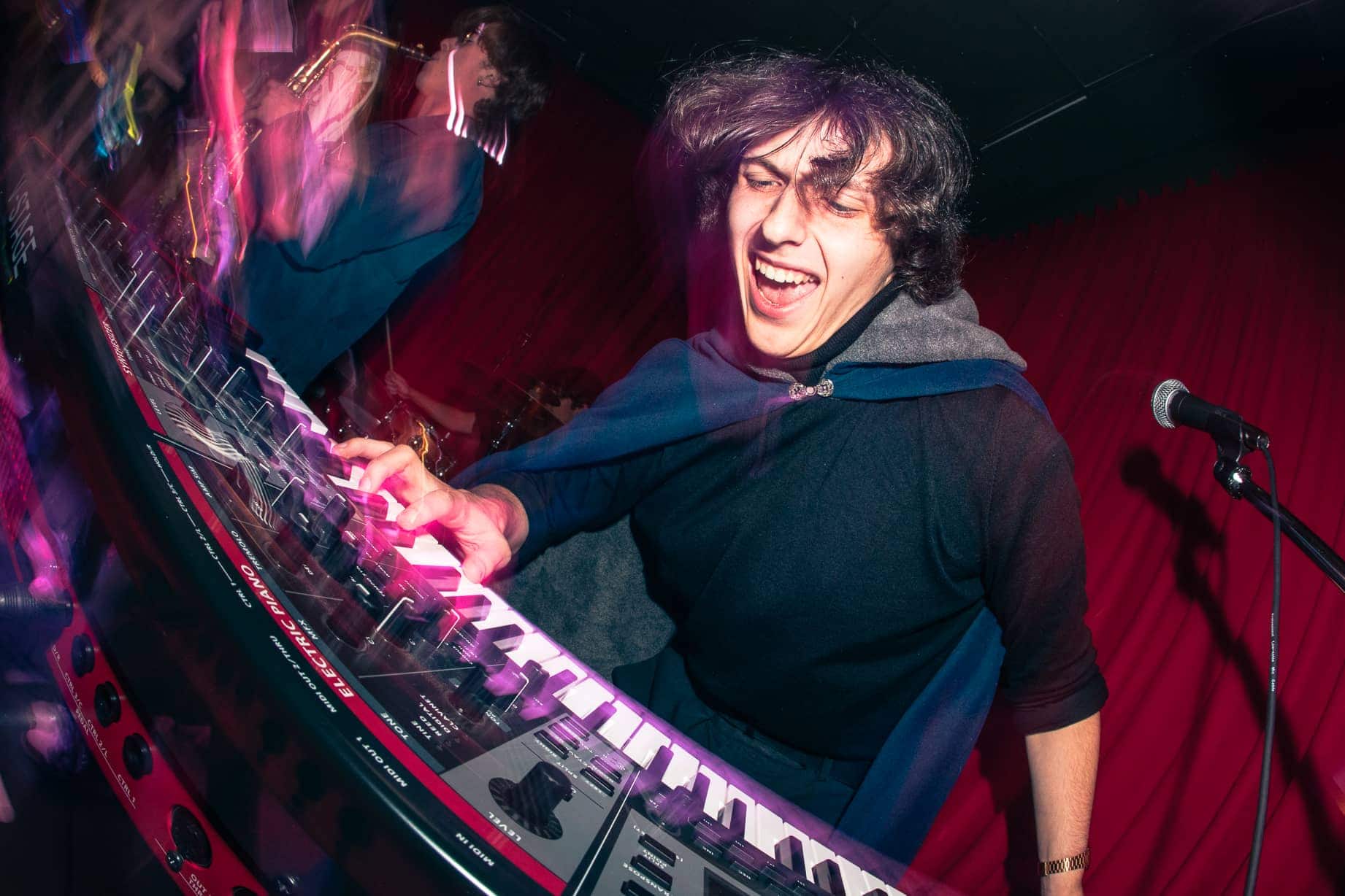 Chopping Spree performing.